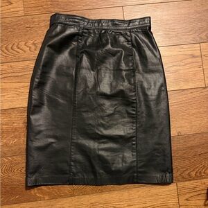 Vintage Comint Classic Black Argentina Leather Pencil Skirt with Lining